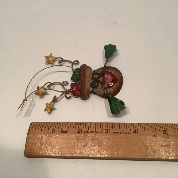 Christmas Ornament Hand Painted Plane Tree Toy Sack Tin Dimensional Metal Tree - Picture 4 of 4